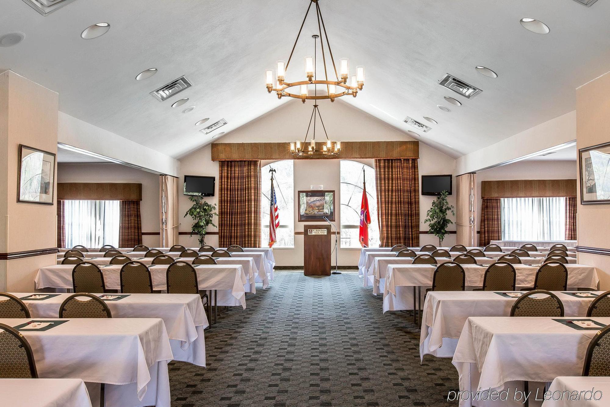 Black Bear Inn & Suites Gatlinburg Buitenkant foto